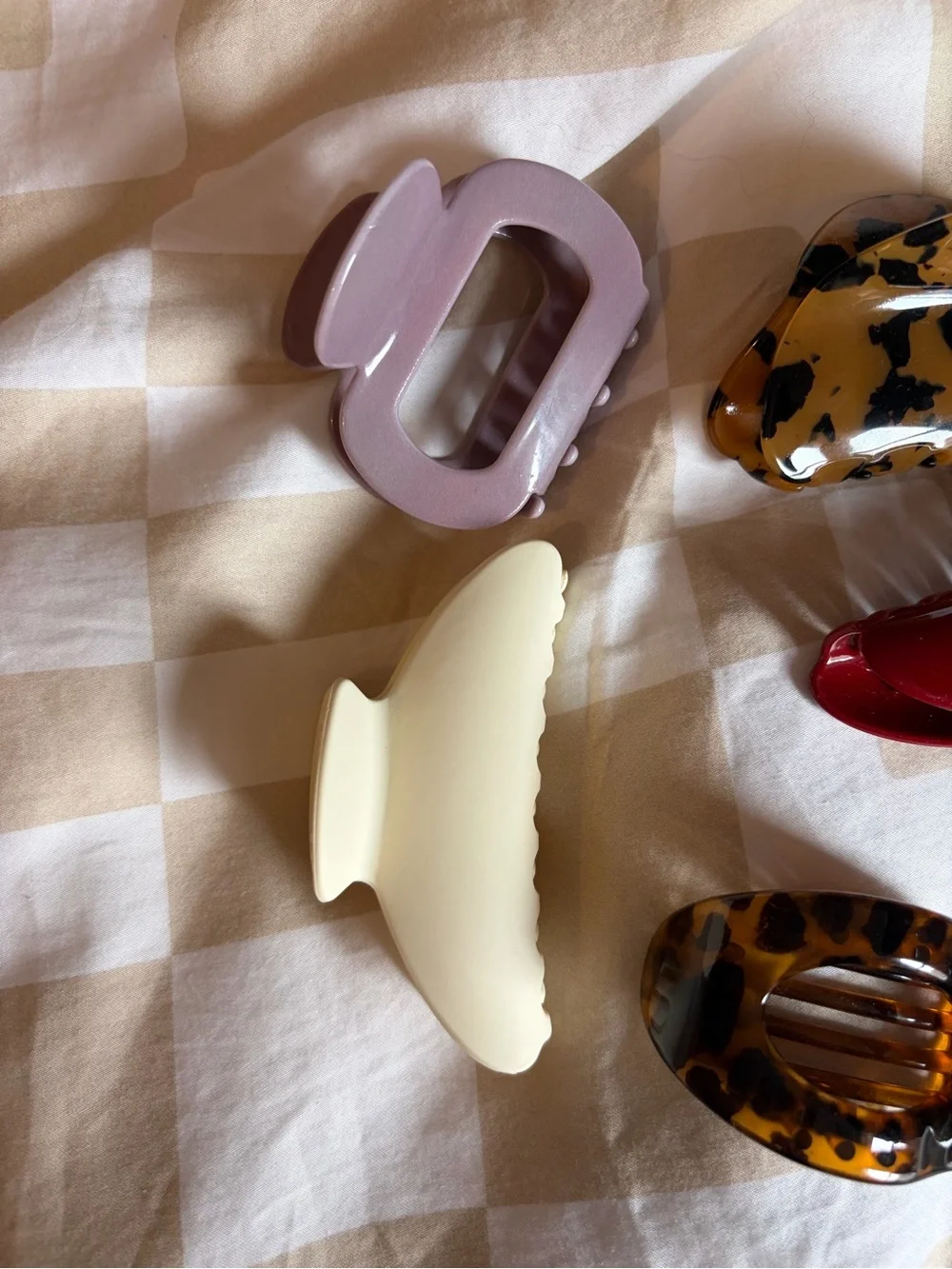 Mixed Hair Claw Clip Set in Cream, Lilac, Tortoiseshell, Red, Black, Taupe